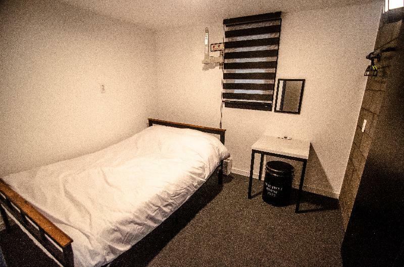 One Way Guesthouse Μπουσάν Εξωτερικό φωτογραφία