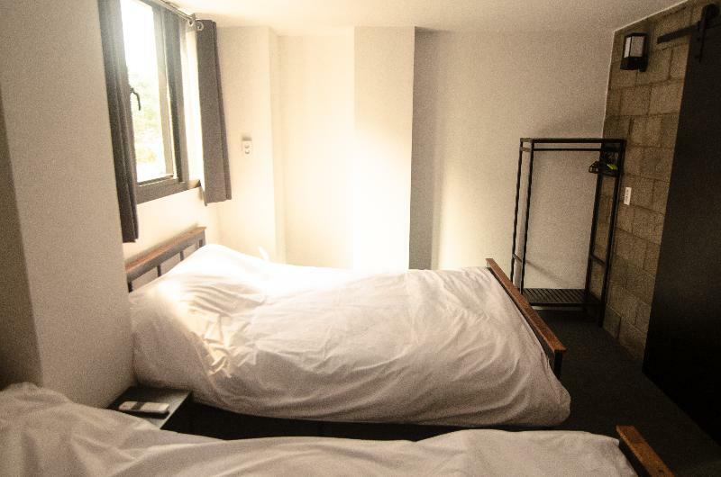 One Way Guesthouse Μπουσάν Εξωτερικό φωτογραφία